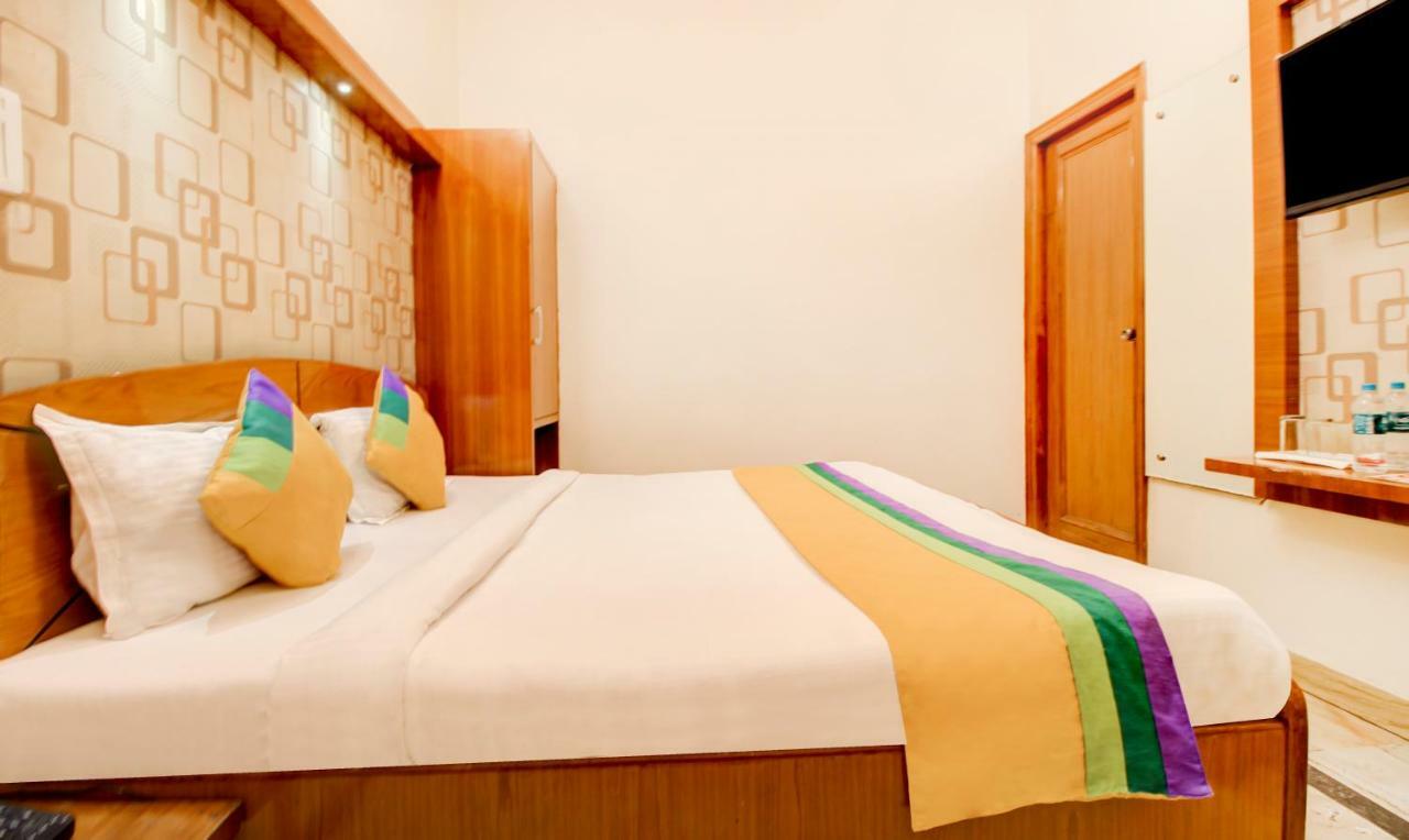 Treebo Trip Sonachi Hotels Amritsar Exteriör bild