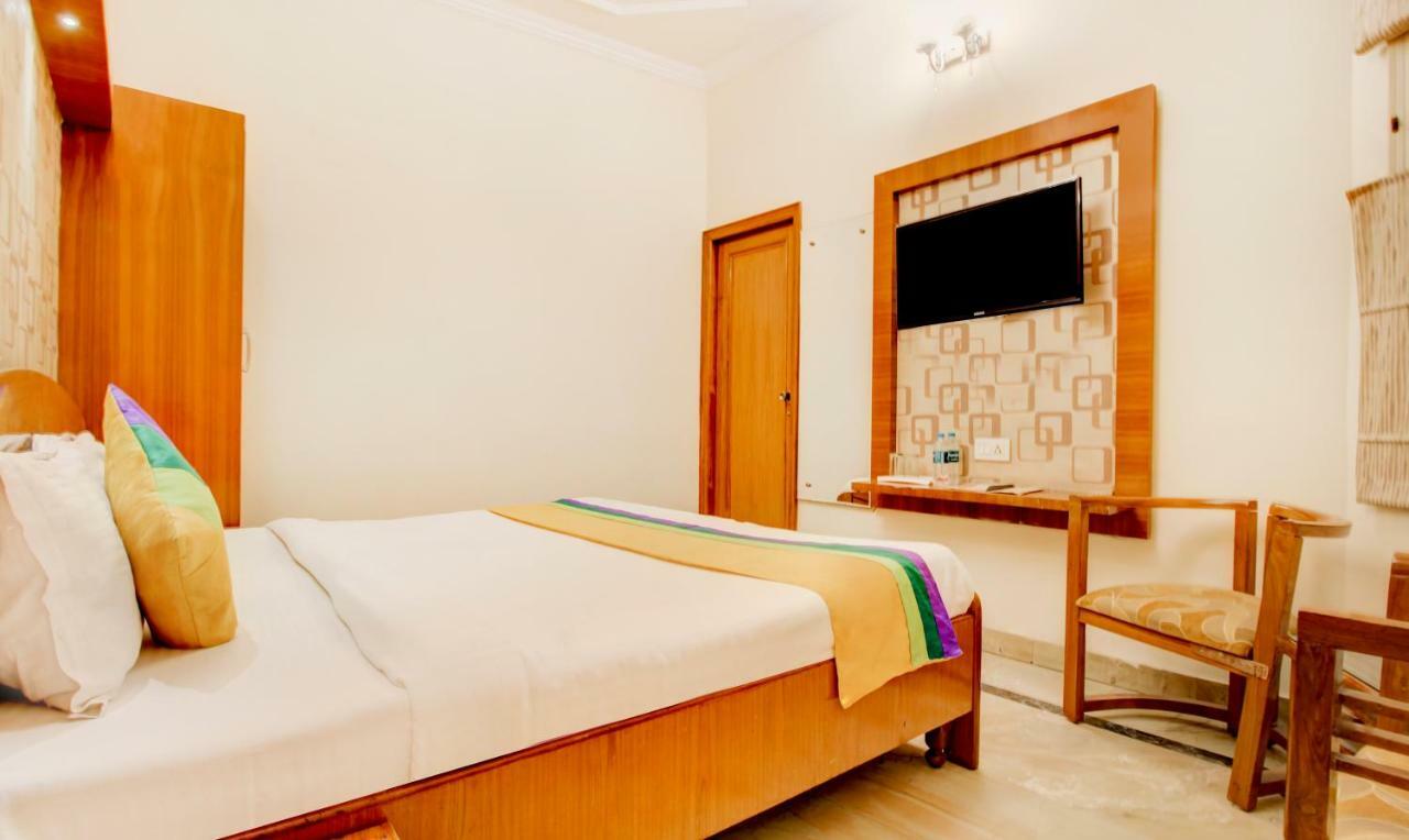 Treebo Trip Sonachi Hotels Amritsar Exteriör bild