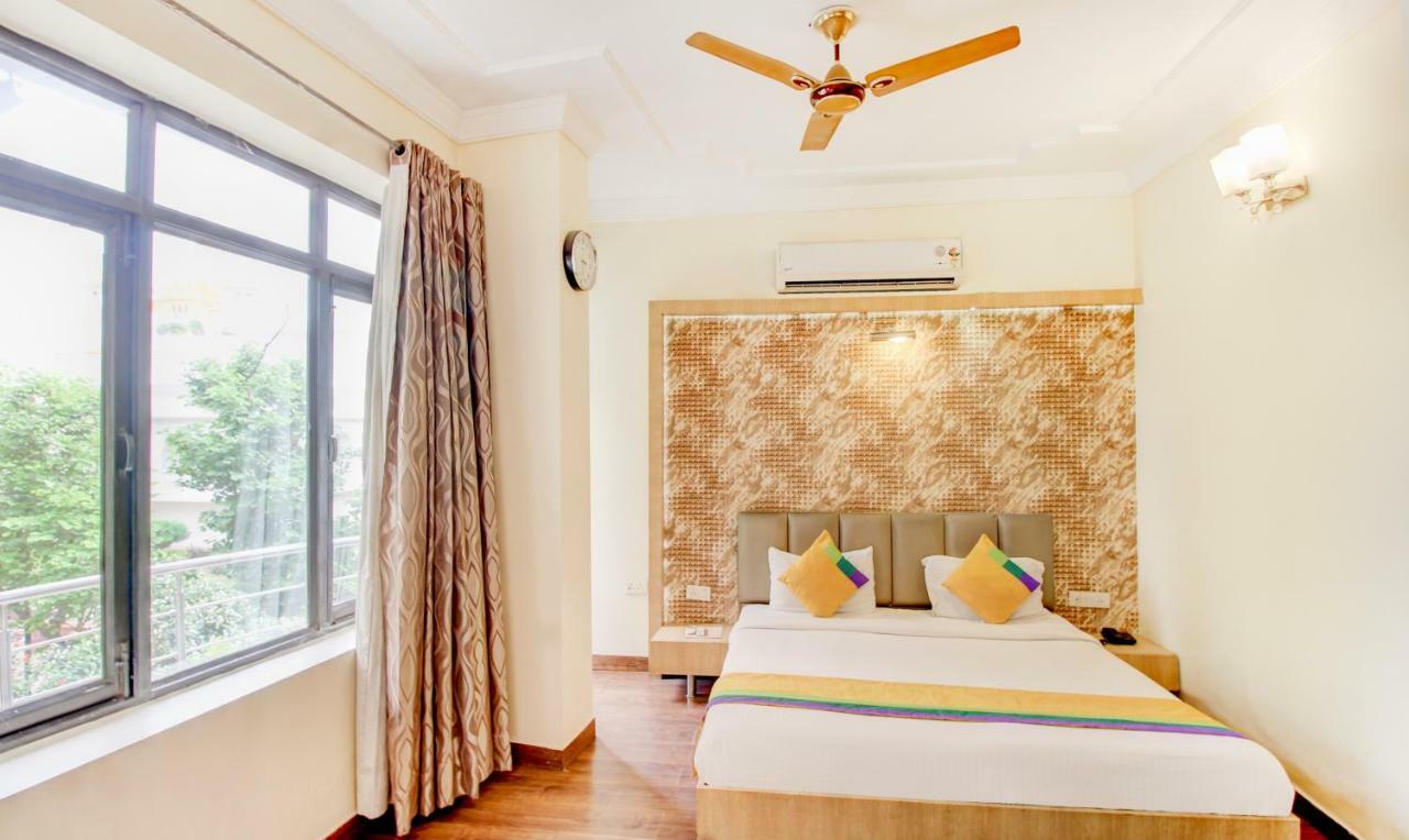 Treebo Trip Sonachi Hotels Amritsar Exteriör bild