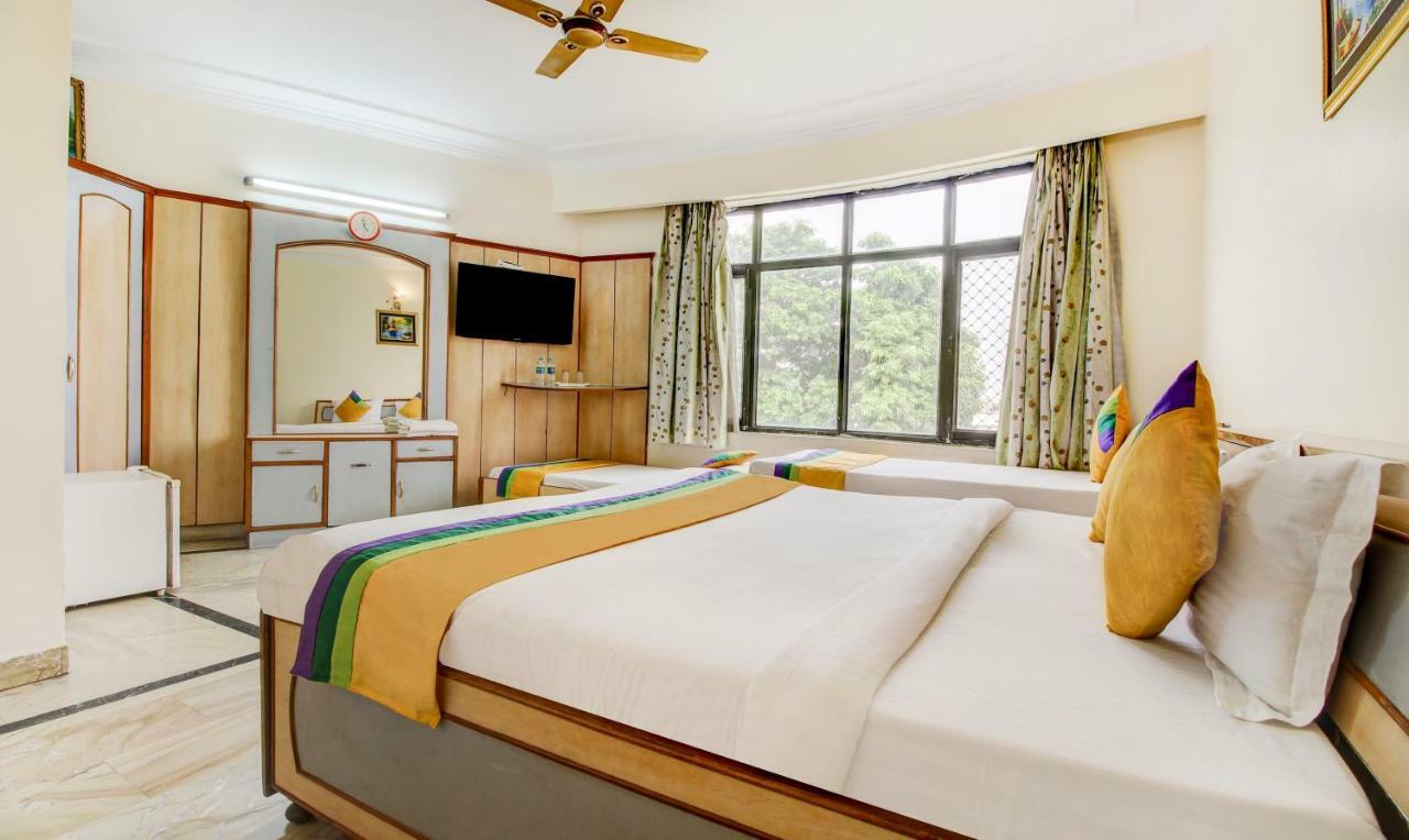 Treebo Trip Sonachi Hotels Amritsar Exteriör bild