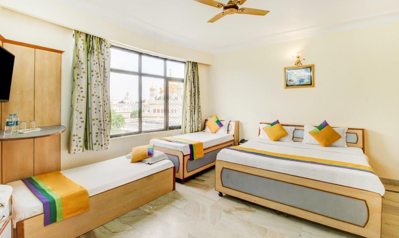 Treebo Trip Sonachi Hotels Amritsar Exteriör bild